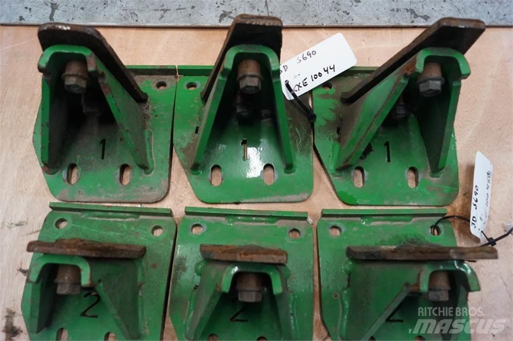 John Deere S670 Ražas novākšanas kombainu papildaprīkojums