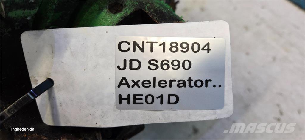 John Deere S690 Ražas novākšanas kombainu papildaprīkojums