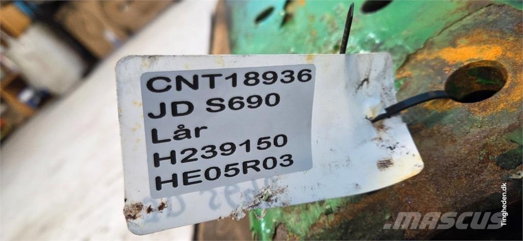 John Deere S690 Ražas novākšanas kombainu papildaprīkojums