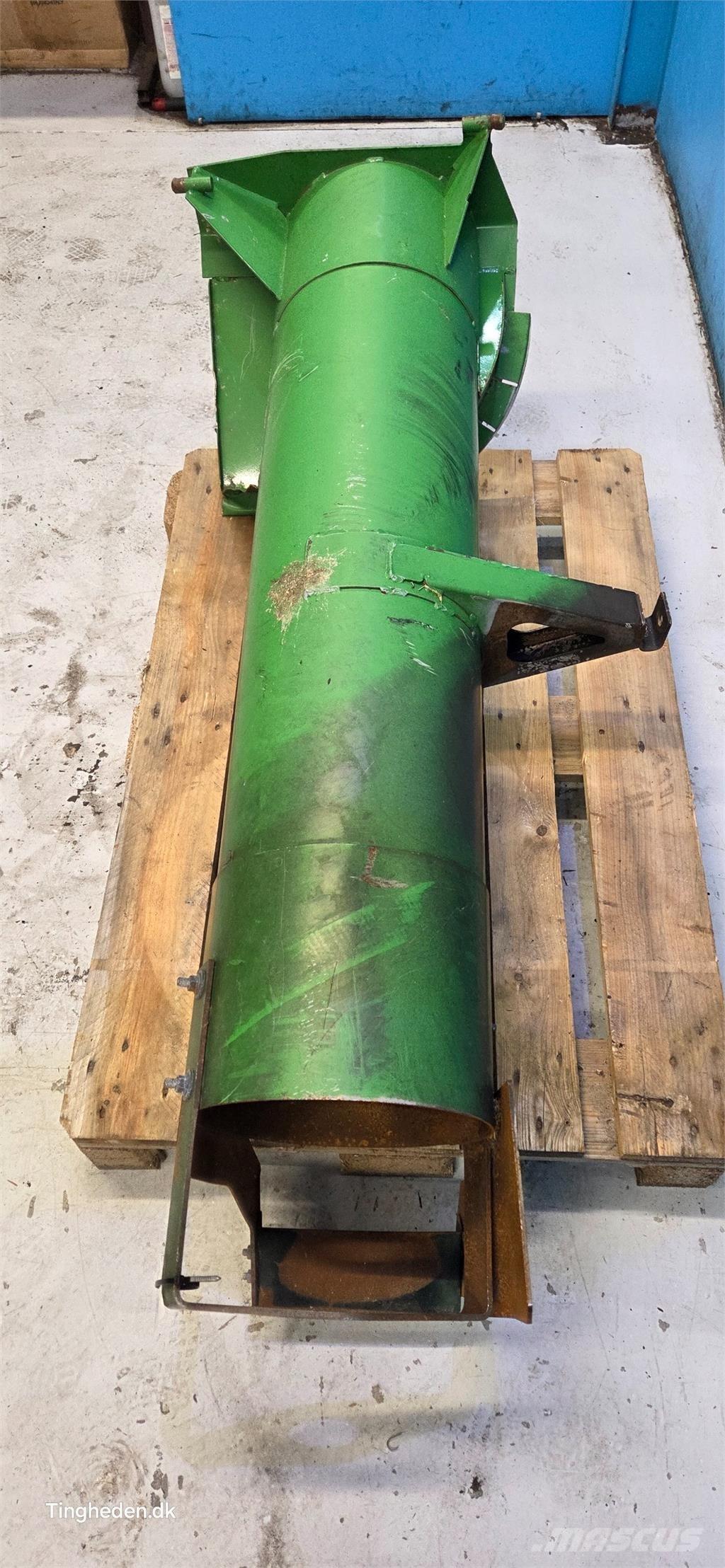 John Deere S690 Ražas novākšanas kombainu papildaprīkojums