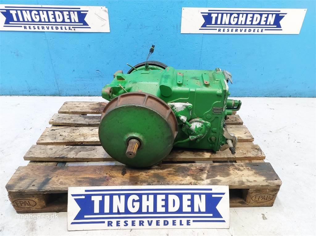 John Deere T660I Transmisija