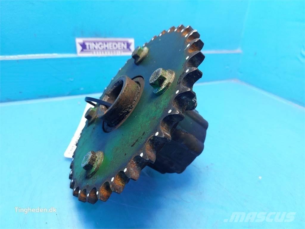 John Deere T660I Transmisija