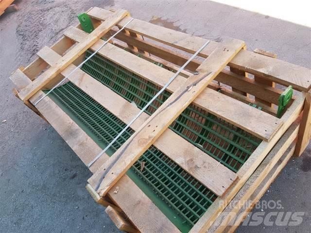 John Deere T670 Ražas novākšanas kombainu papildaprīkojums