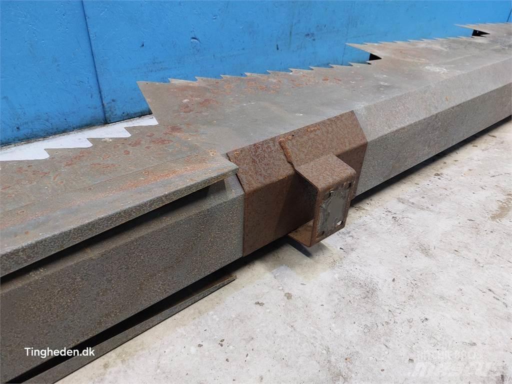 Laverda 3500 Ražas novākšanas kombainu papildaprīkojums