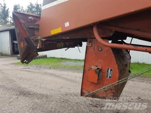 Laverda 3650 Ražas novākšanas kombainu papildaprīkojums