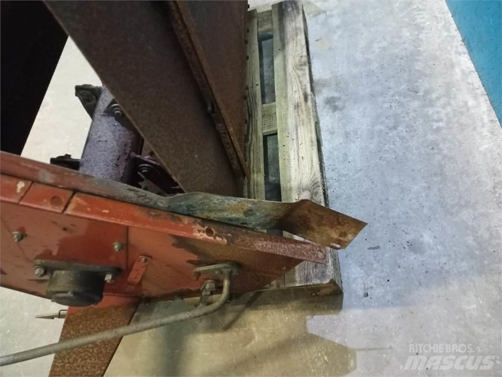 Laverda 521 Ražas novākšanas kombainu papildaprīkojums