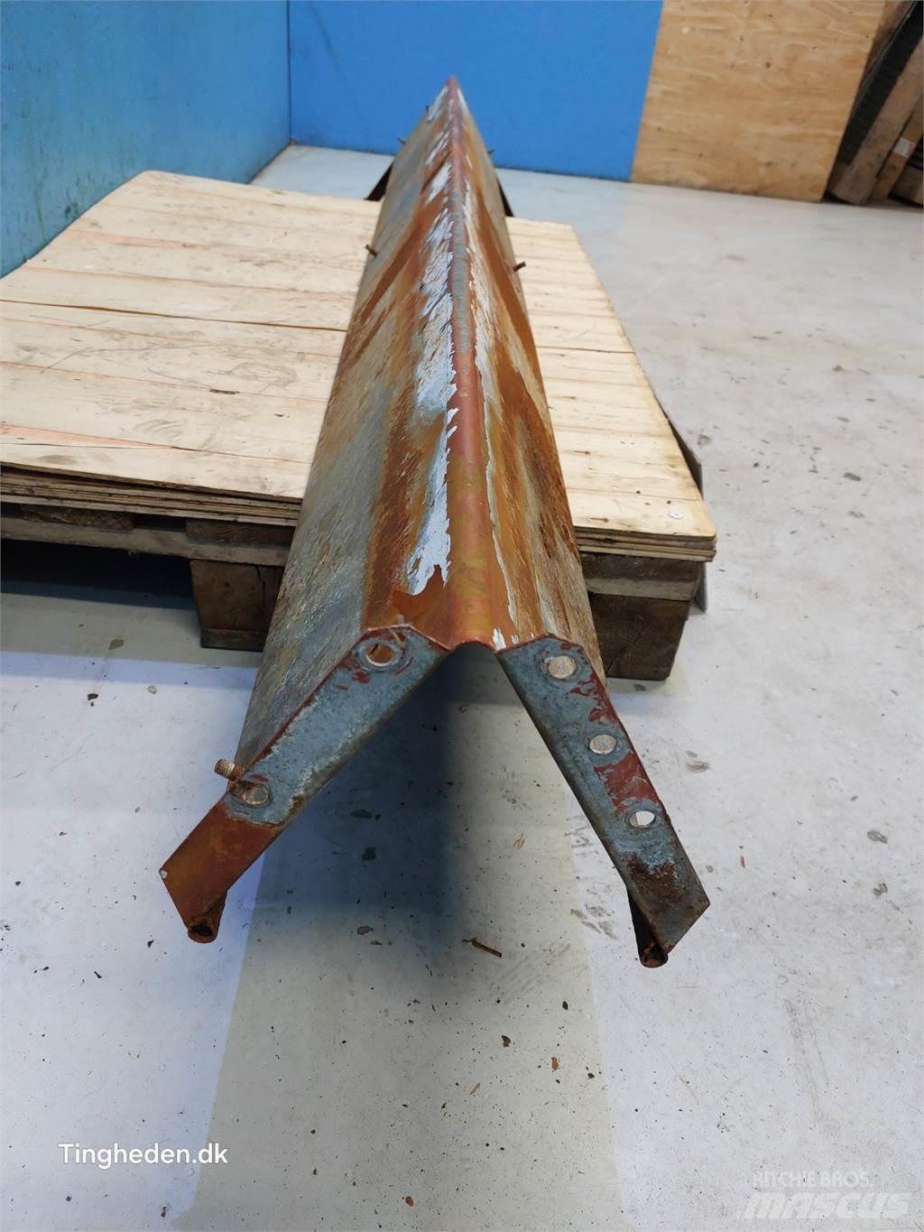 Laverda 627 Ražas novākšanas kombainu papildaprīkojums
