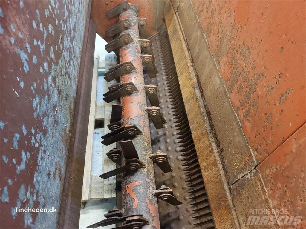 Laverda 627 Ražas novākšanas kombainu papildaprīkojums