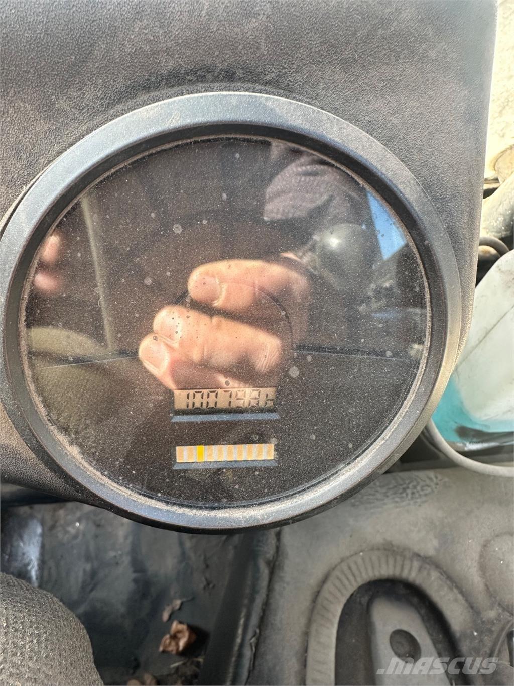 Linde E18 Elektriskie iekrāvēji