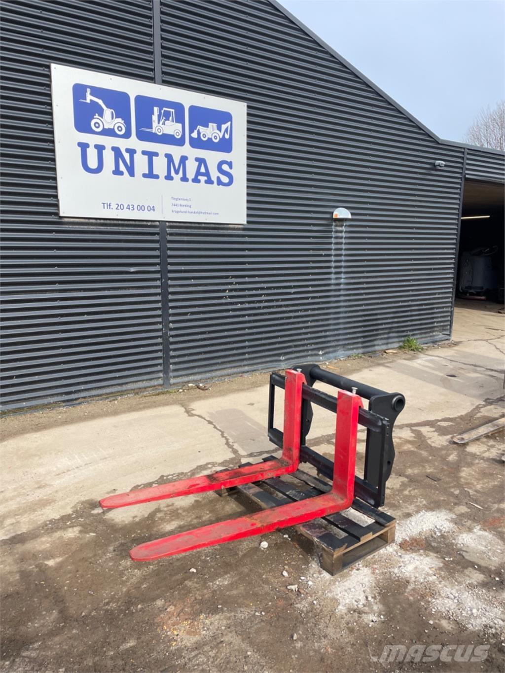 Manitou 5000kg Dakšas