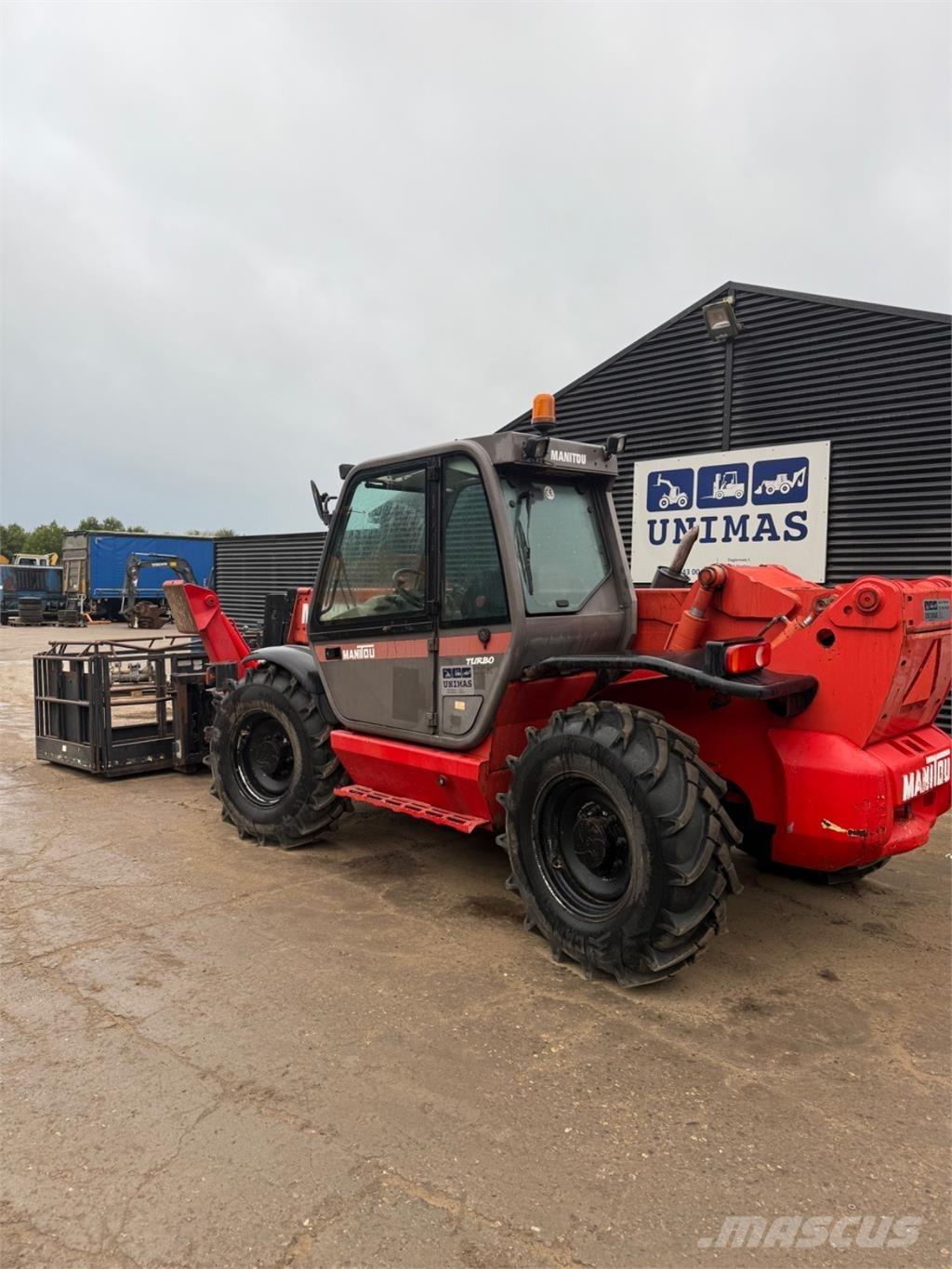 Manitou MT1340 Teleskopiskie manipulatori