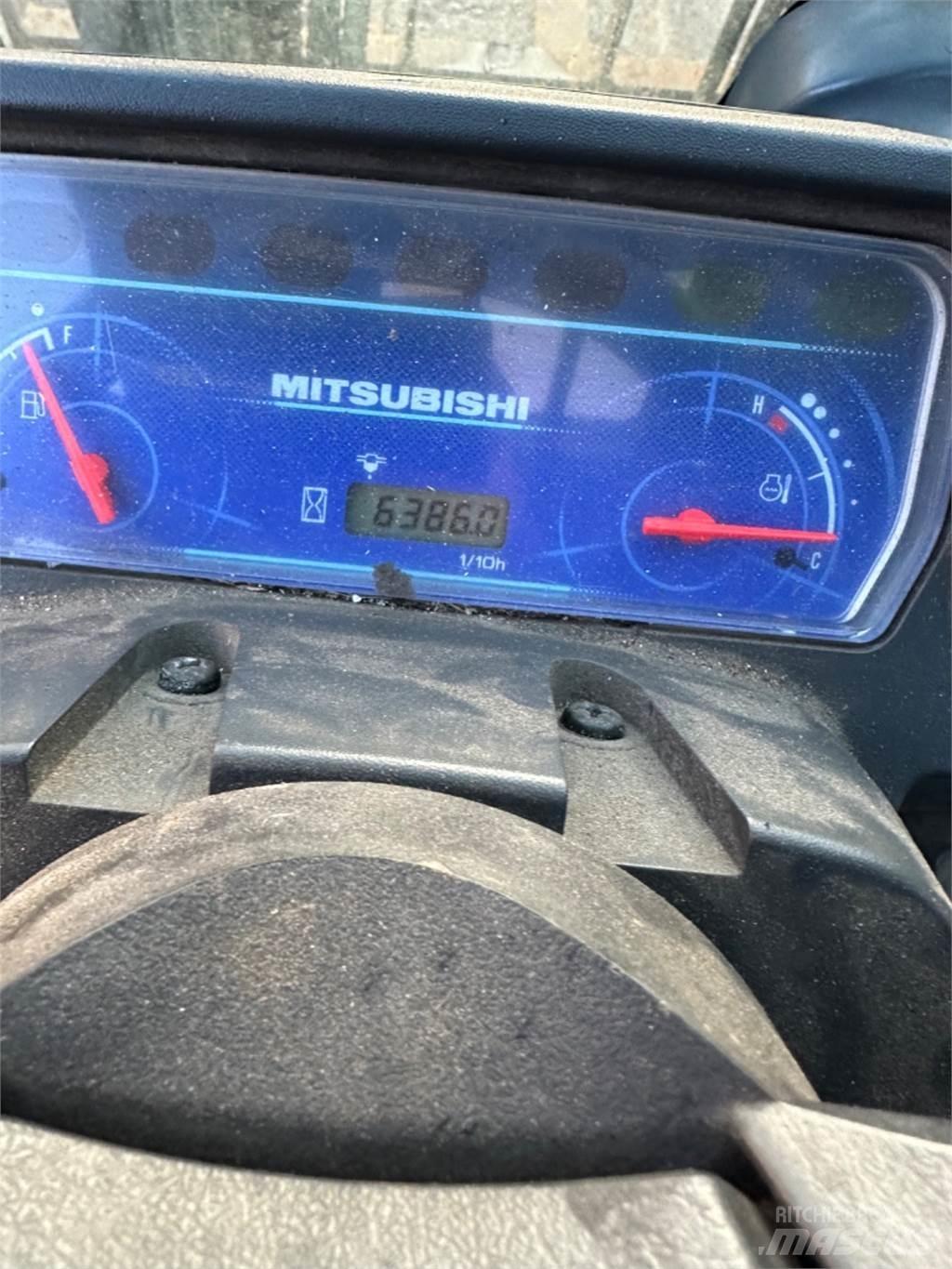 Mitsubishi FD25 Tehnika ar dīzeļa dzinēju