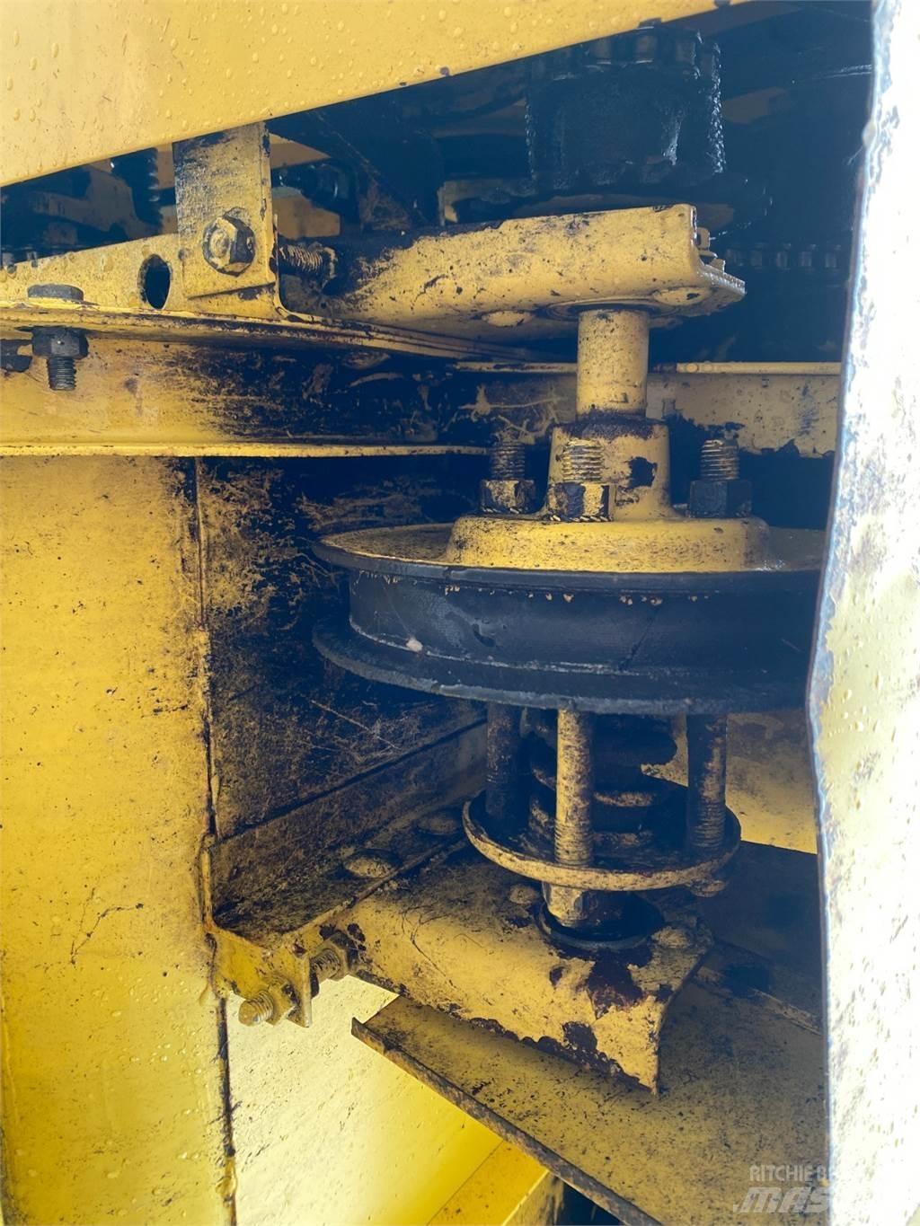 New Holland 15 Ražas novākšanas kombainu papildaprīkojums