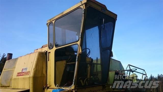 New Holland 1520 Kabīnes un interjers