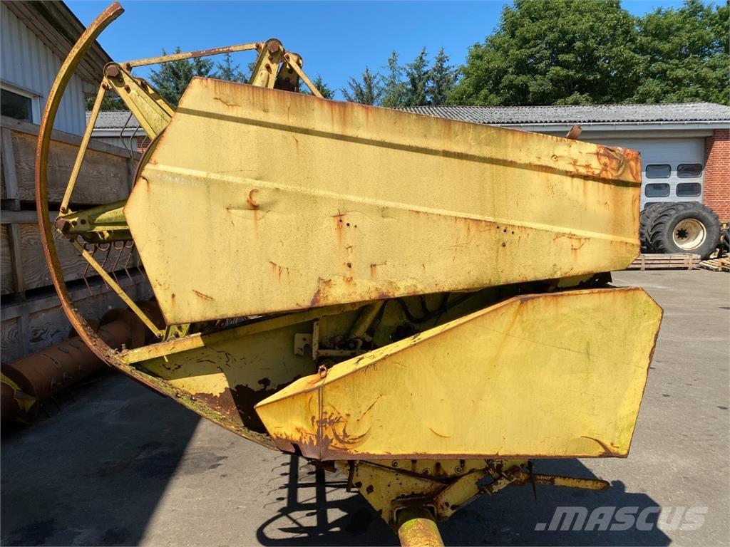 New Holland 20 Ražas novākšanas kombainu papildaprīkojums