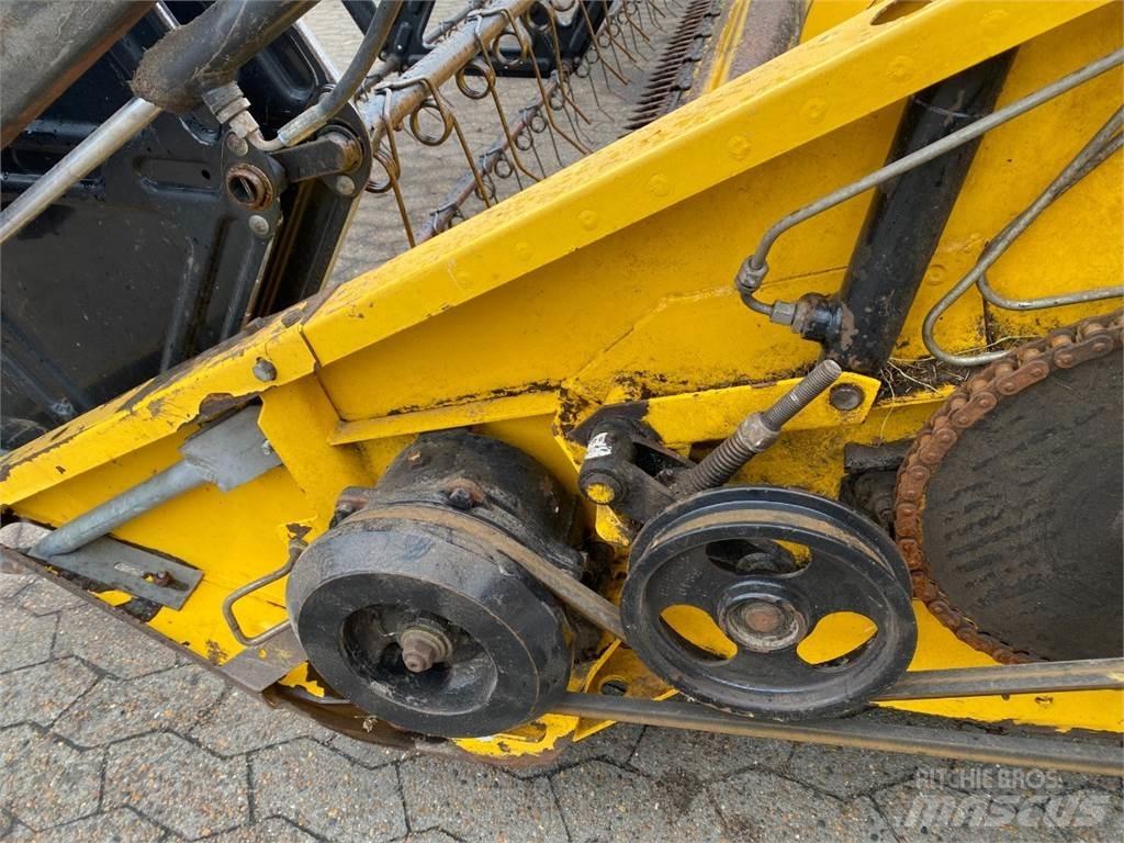 New Holland 24 Ražas novākšanas kombainu papildaprīkojums