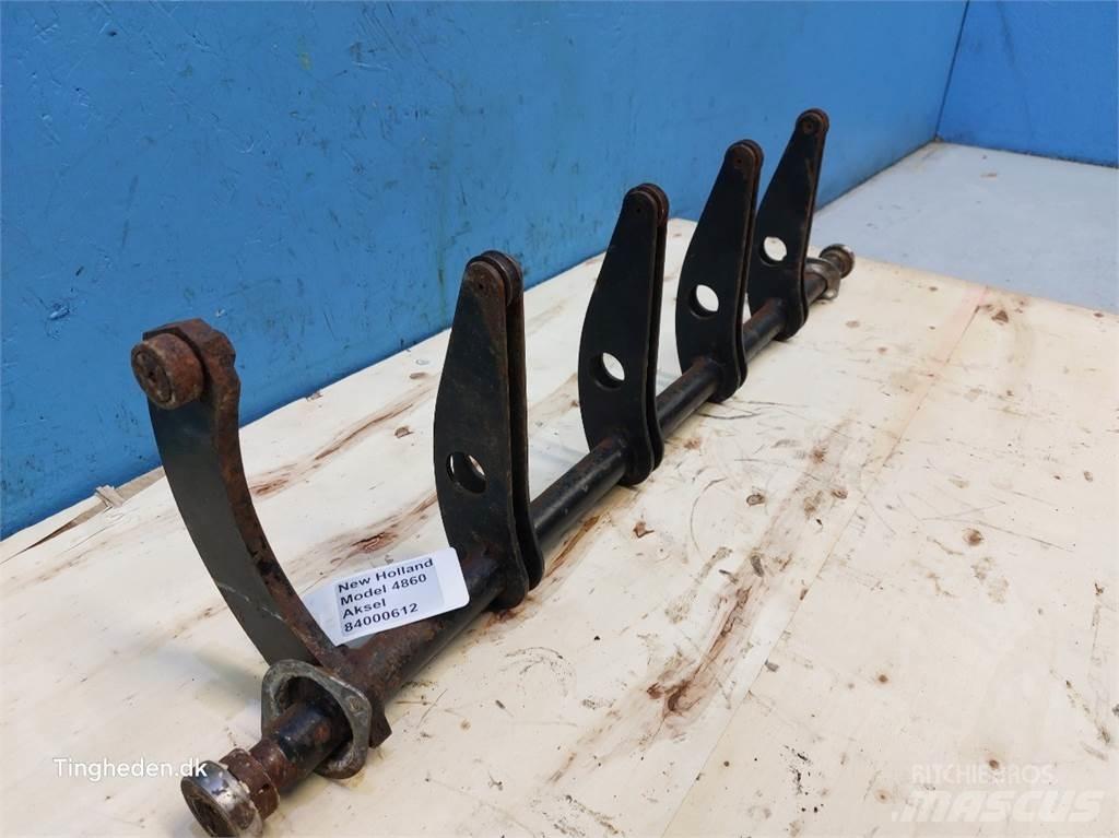 New Holland 4860 Cits lopbarības novācēju, kombainu aprīkojums
