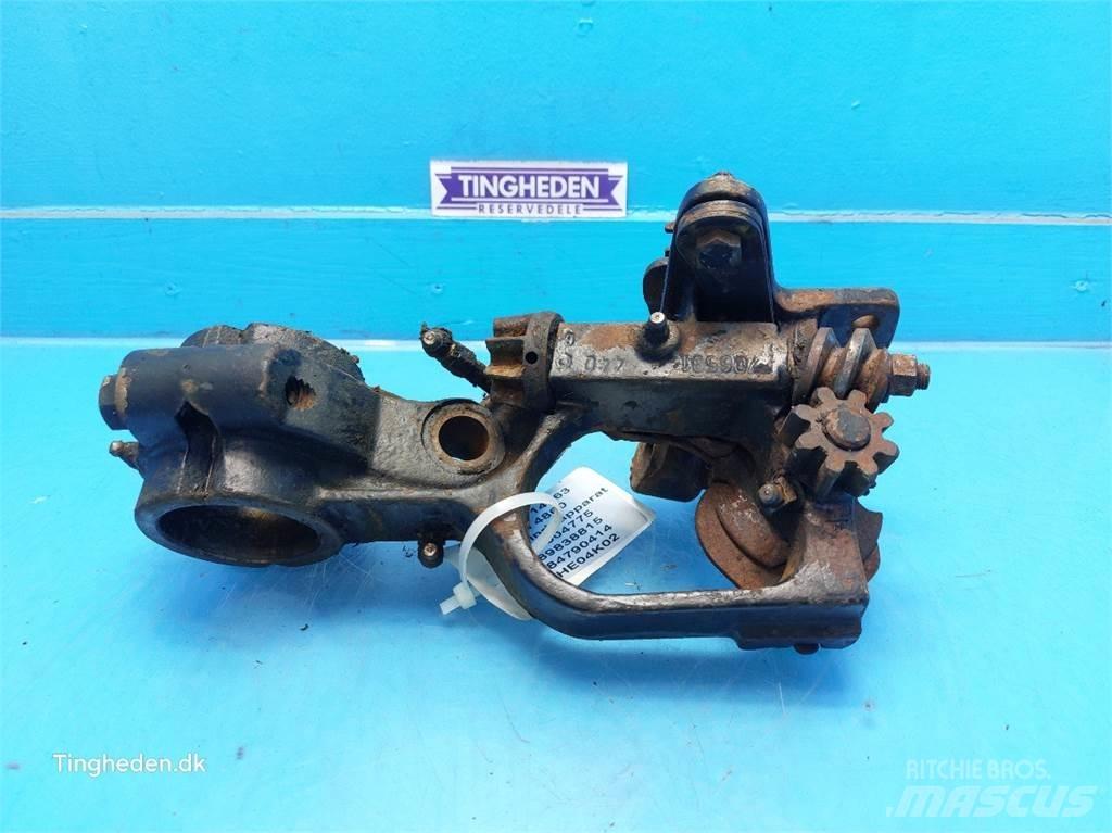 New Holland 4860 Cits lopbarības novācēju, kombainu aprīkojums