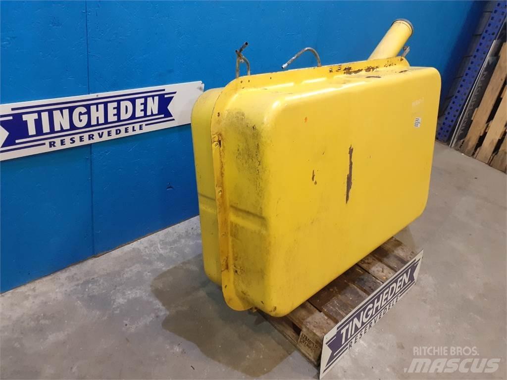 New Holland 8060 Ražas novākšanas kombainu papildaprīkojums