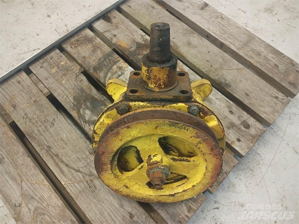 New Holland 8080 Ražas novākšanas kombainu papildaprīkojums