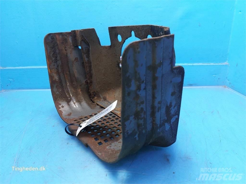New Holland 8340 Cits traktoru papildaprīkojums