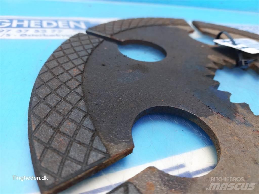New Holland 8870 Cits traktoru papildaprīkojums