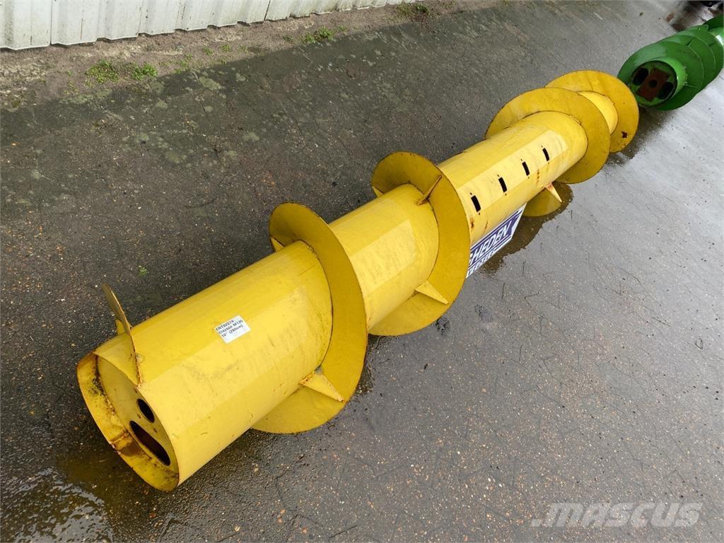 New Holland M135 Ražas novākšanas kombainu papildaprīkojums