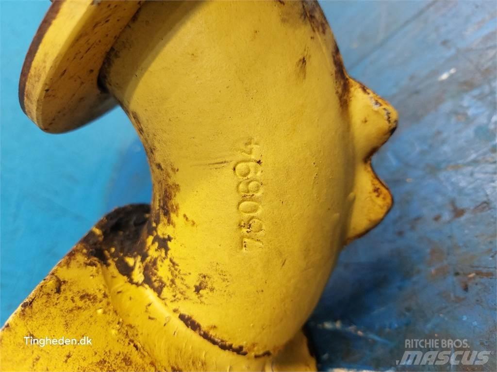 New Holland TF46 Ražas novākšanas kombainu papildaprīkojums