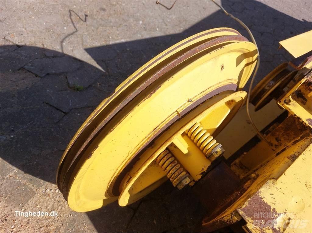 New Holland TF46 Ražas novākšanas kombainu papildaprīkojums