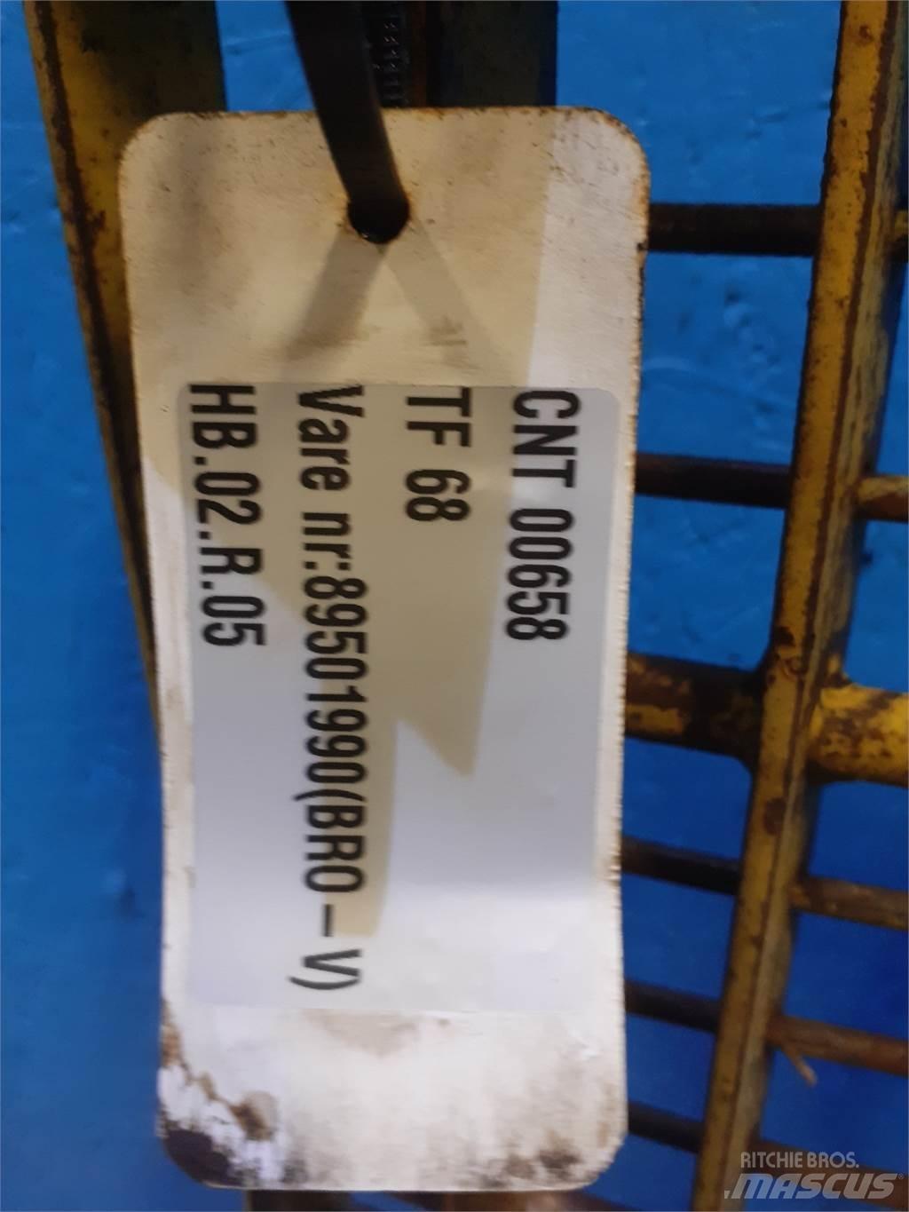 New Holland TF78 Ražas novākšanas kombainu papildaprīkojums