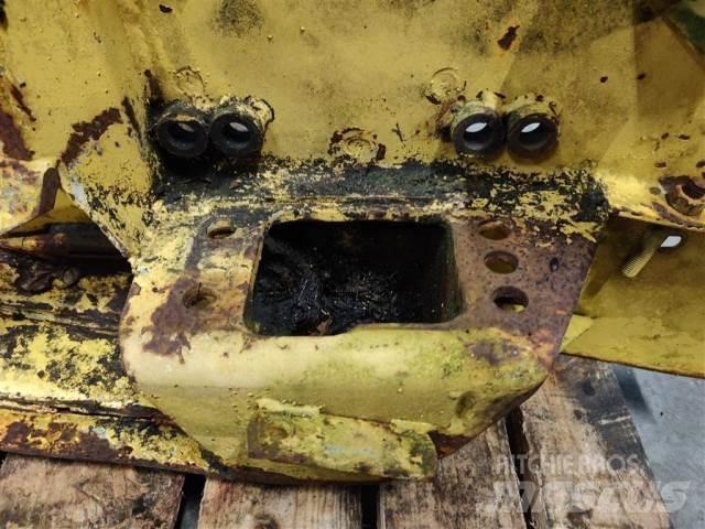 New Holland TX68 Ražas novākšanas kombainu papildaprīkojums