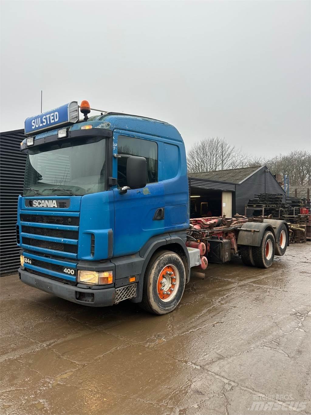 Scania 124 Treileri ar āķi