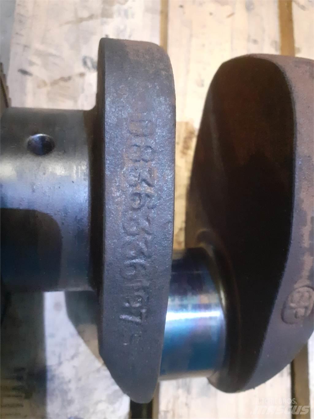 Valmet 612 DSJL Dzinēji