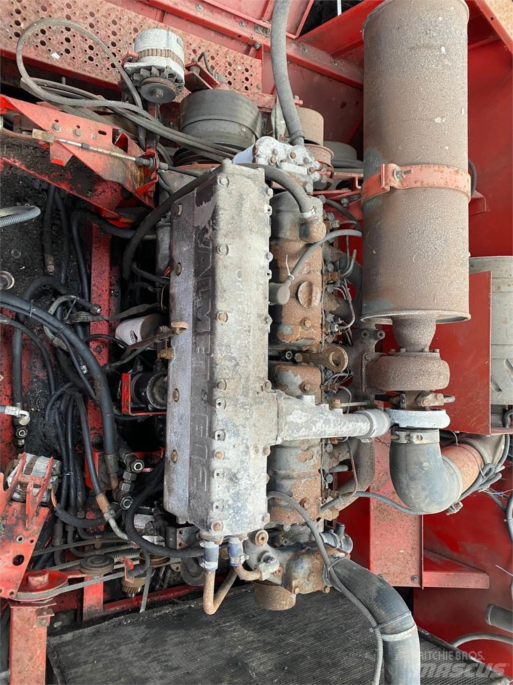 Valmet 612 DSJL Dzinēji