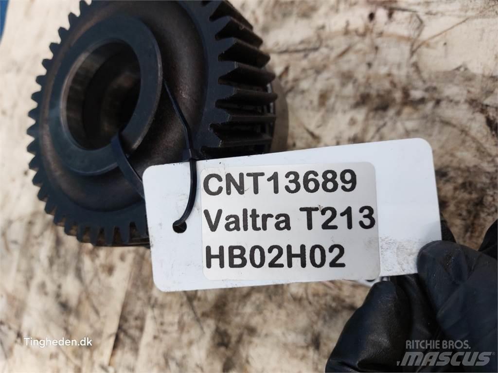 Valtra T213 Transmisija