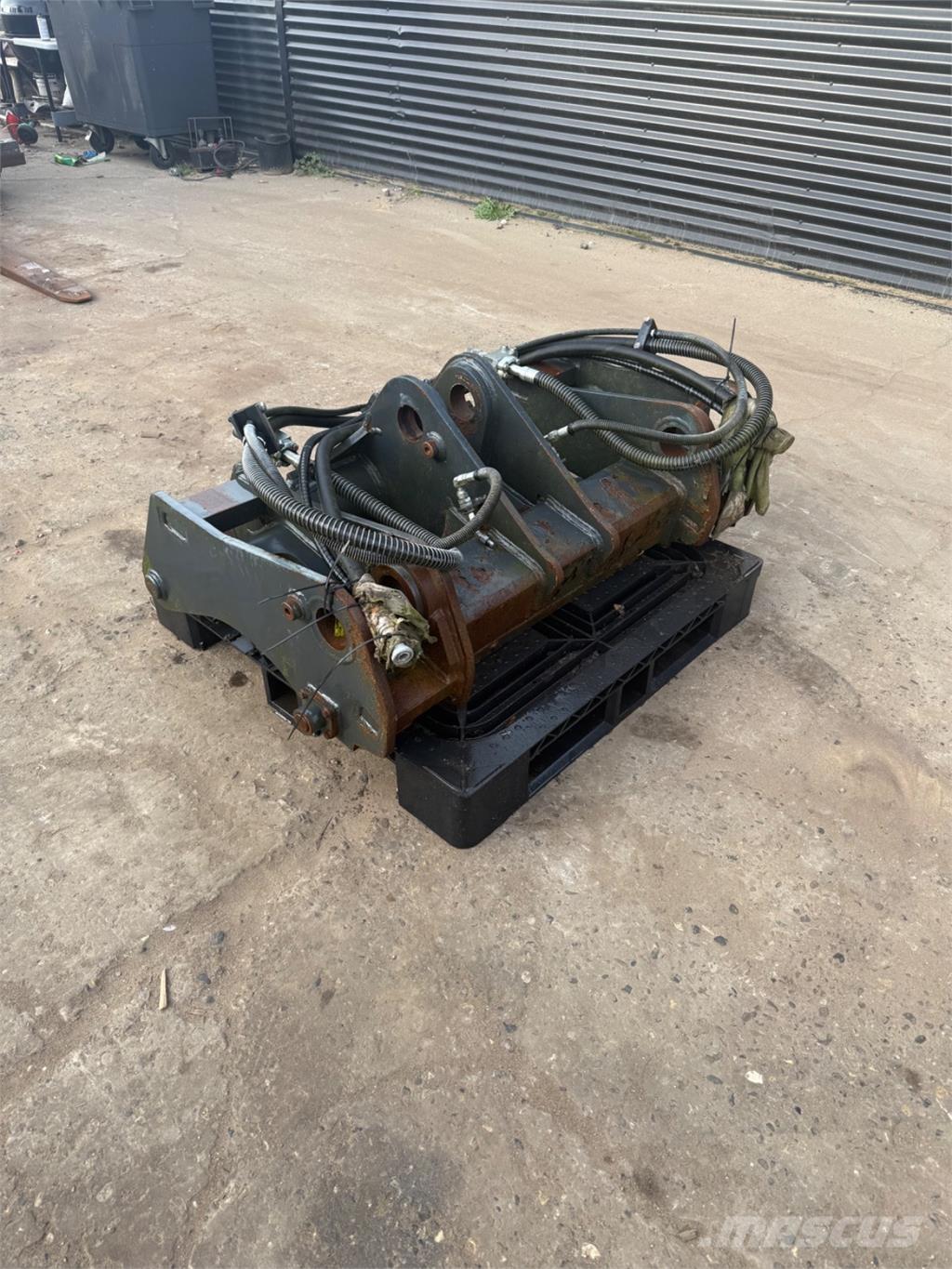 Volvo BM Ātrie savienotāji