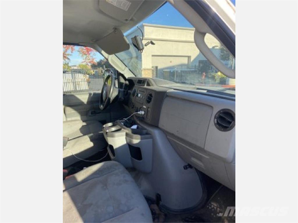 Ford E350 Furgons