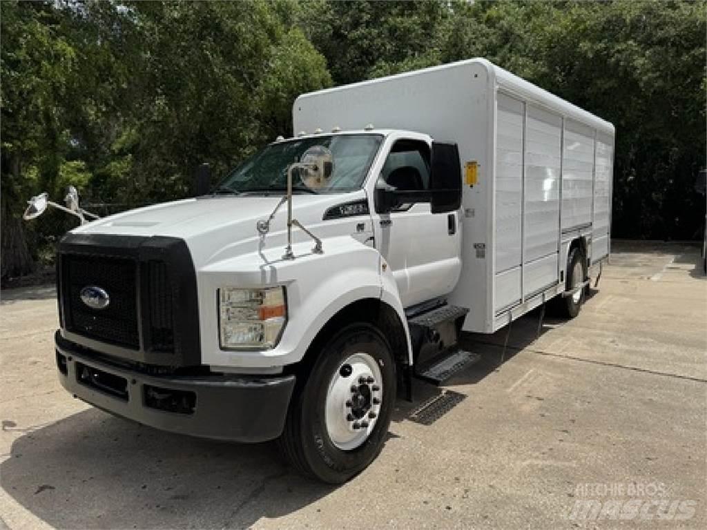 Ford F650 Dzērienu piegāds kravas mašīnas