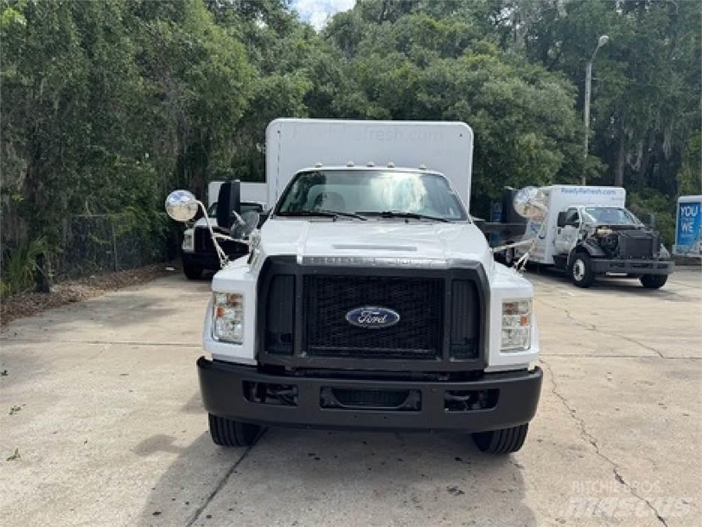 Ford F650 Dzērienu piegāds kravas mašīnas