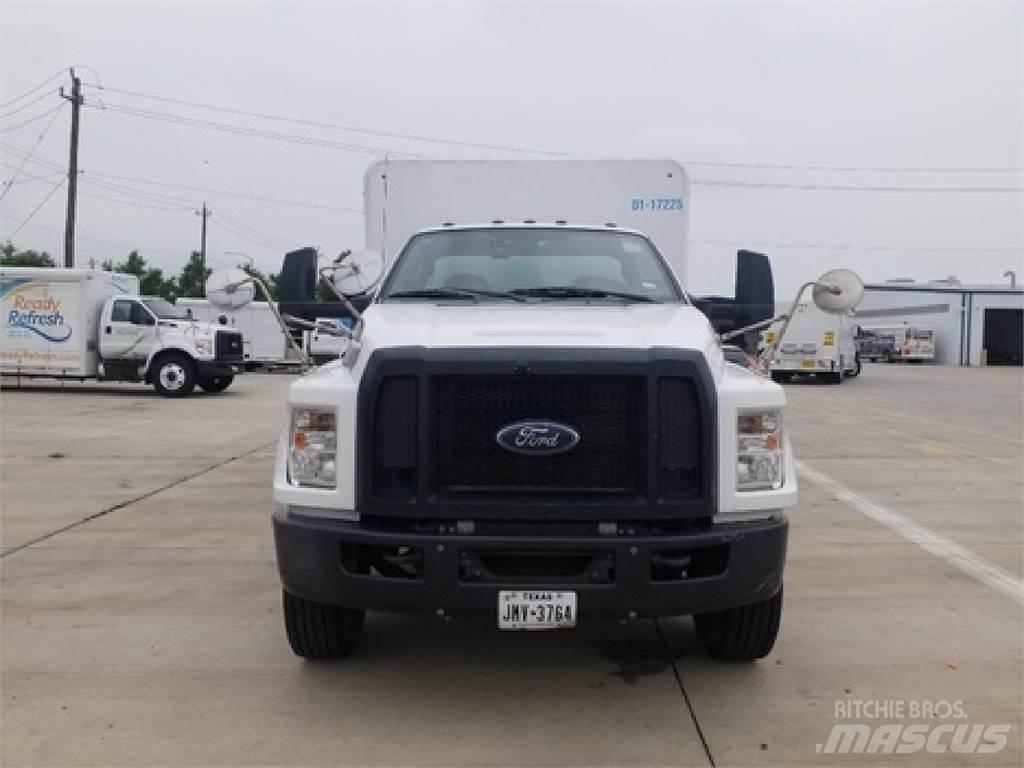 Ford F650 Dzērienu piegāds kravas mašīnas