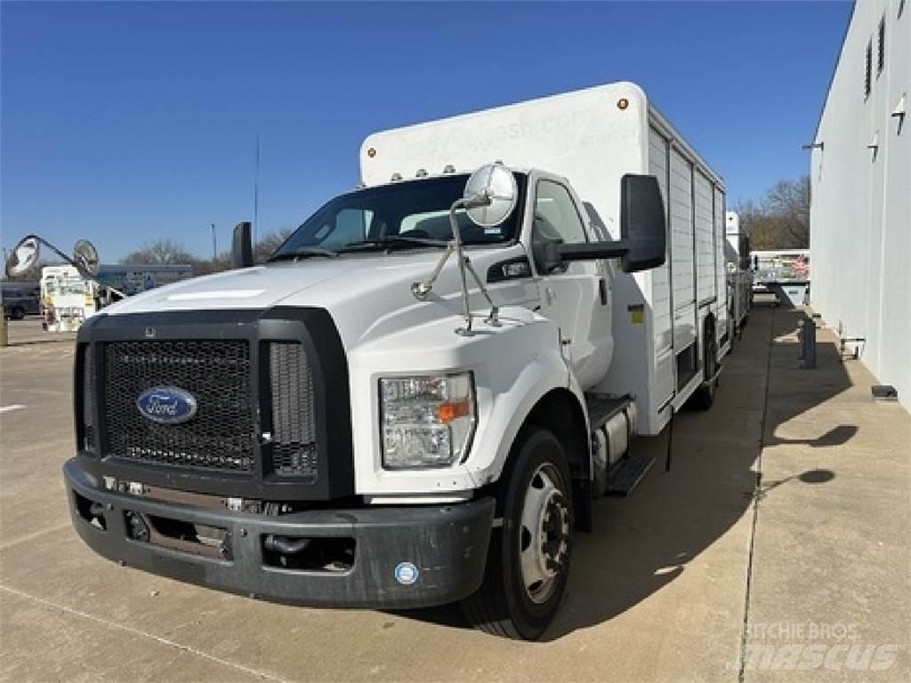 Ford F650 Dzērienu piegāds kravas mašīnas