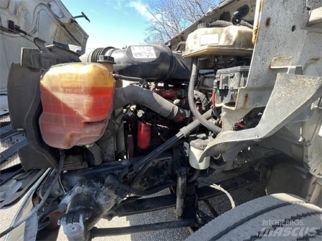 Ford F750 Furgons