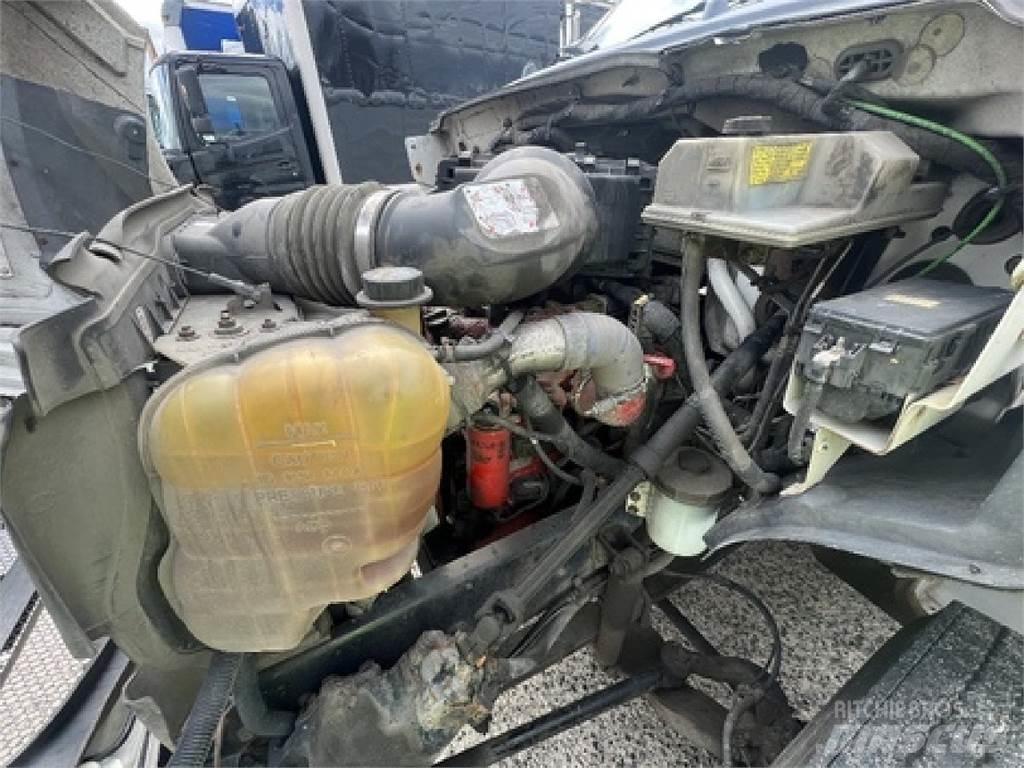 Ford F750 Dzērienu piegāds kravas mašīnas