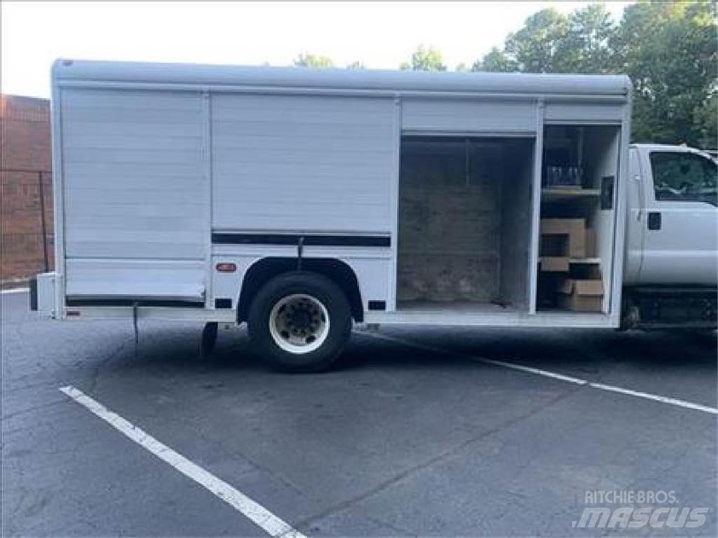 Ford F750 Dzērienu piegāds kravas mašīnas