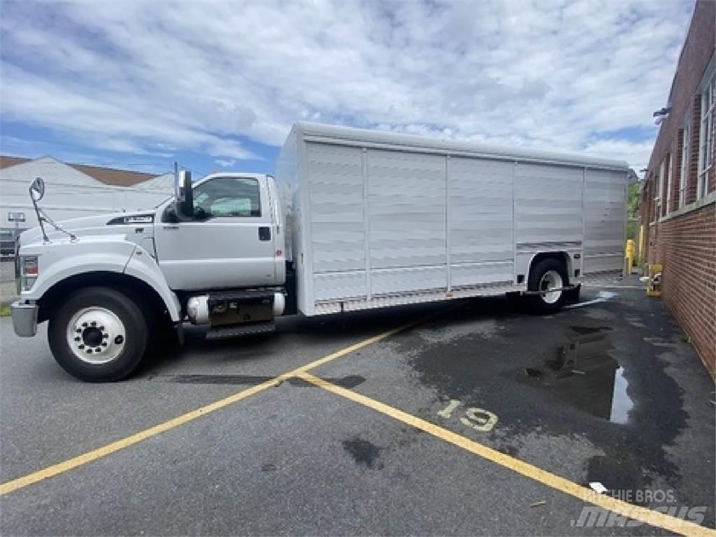 Ford F750 Dzērienu piegāds kravas mašīnas