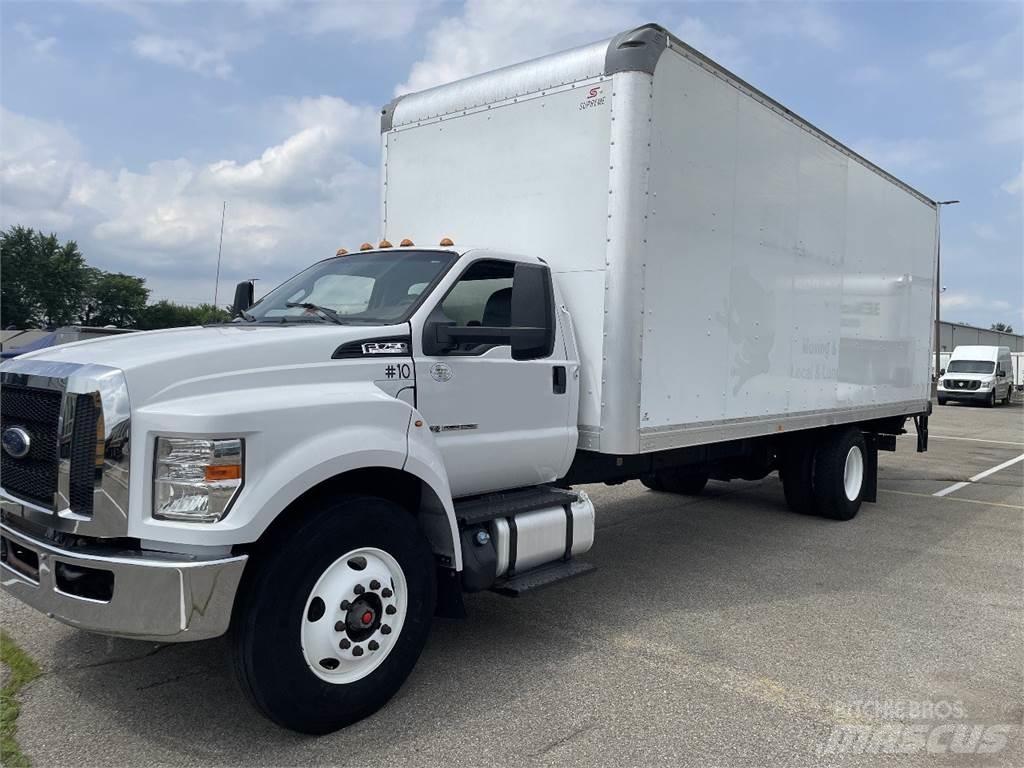 Ford F750 Furgons