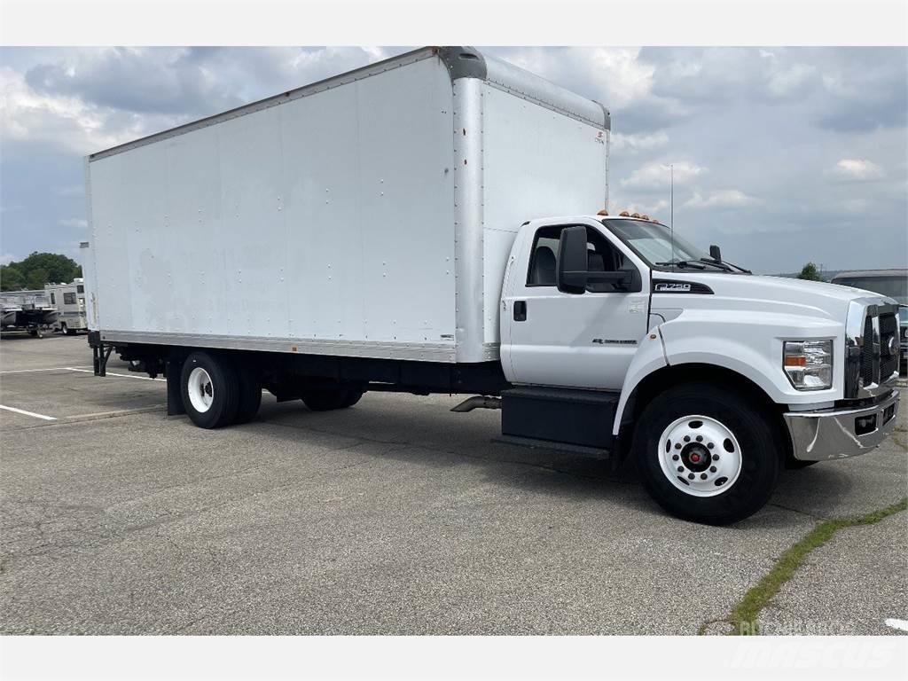 Ford F750 Furgons