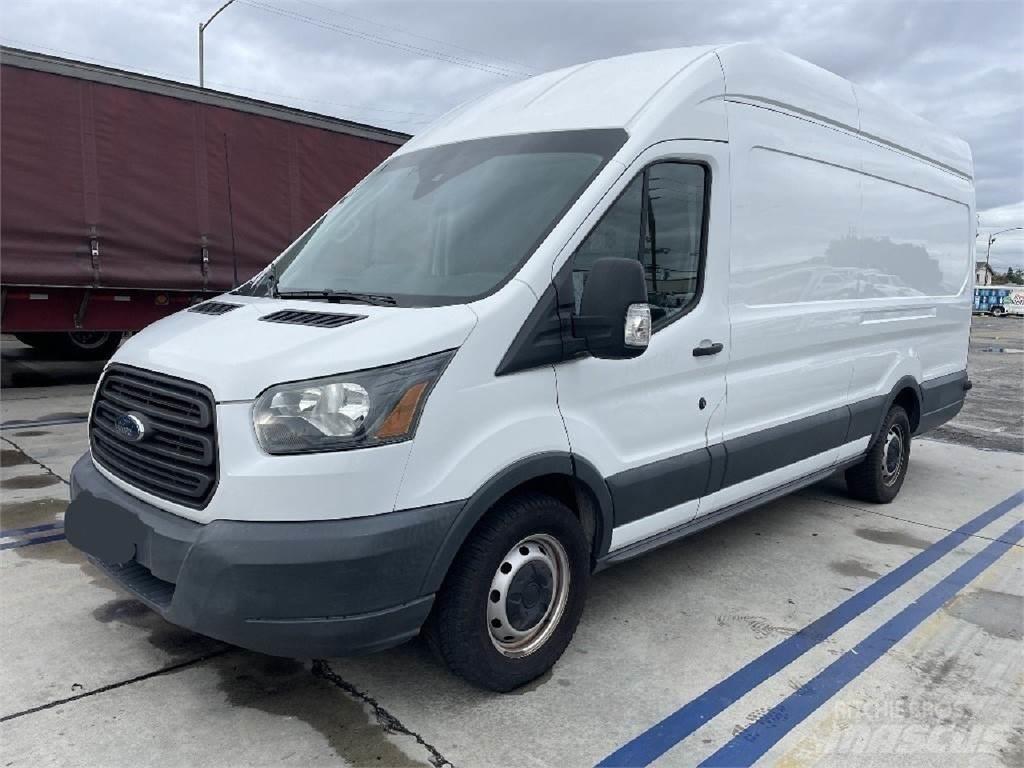Ford TRANSIT Preču pārvadāšanas furgoni