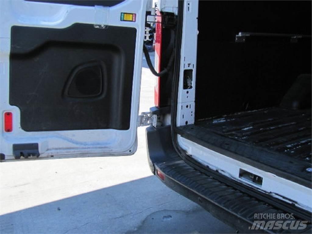 Ford TRANSIT Preču pārvadāšanas furgoni