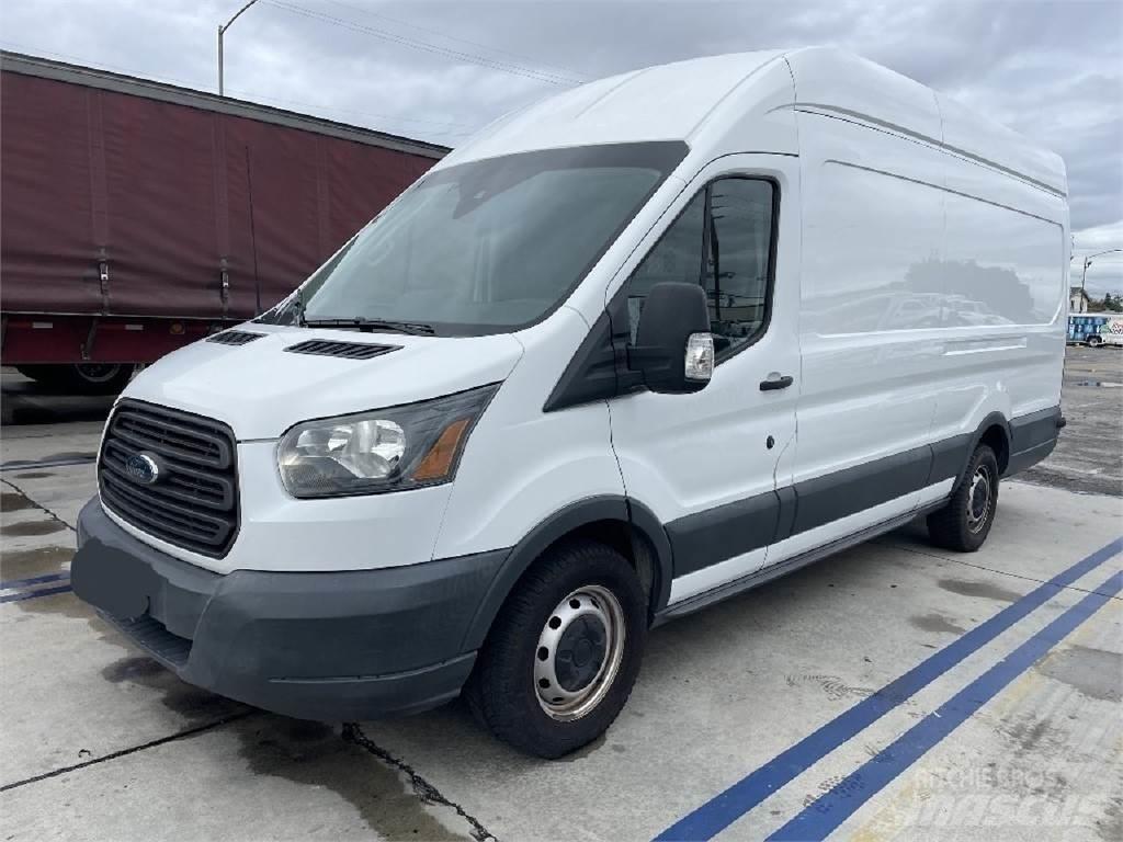 Ford TRANSIT Preču pārvadāšanas furgoni